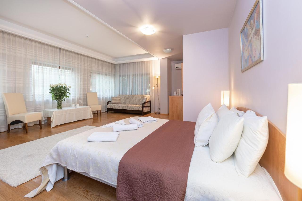 Room In Guest Room - Valensija - Large Suite Jūrkalne Eksteriør bilde